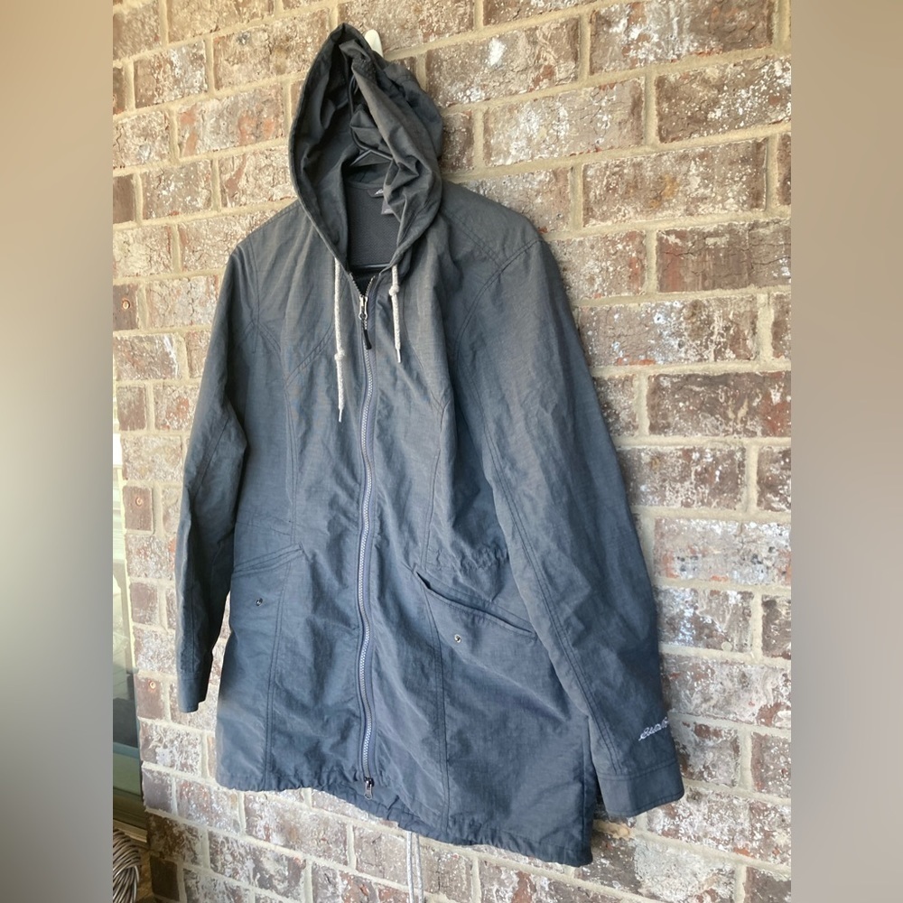Women's Eddie Bauer gray lightweight zip up jacket. Size L - Picture 2 of 11